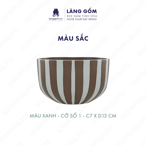 Bát kẻ sọc