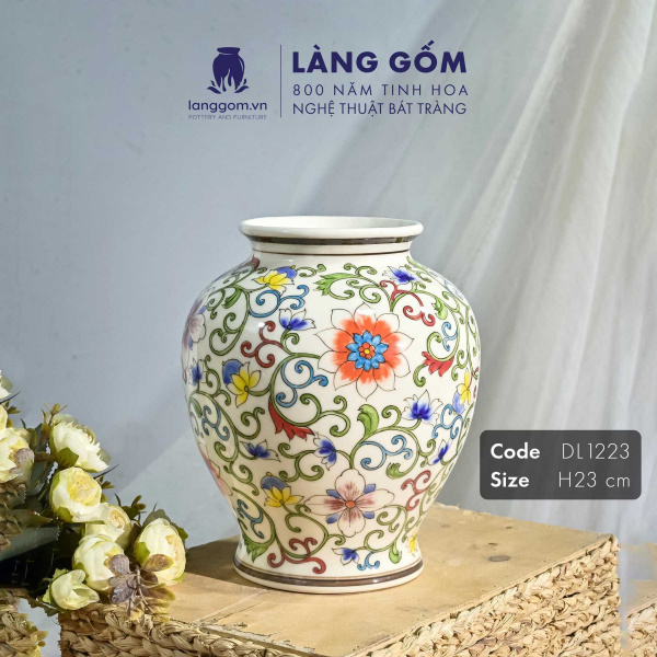 Lọ hoa vẽ tay men màu họa tiết dây leo