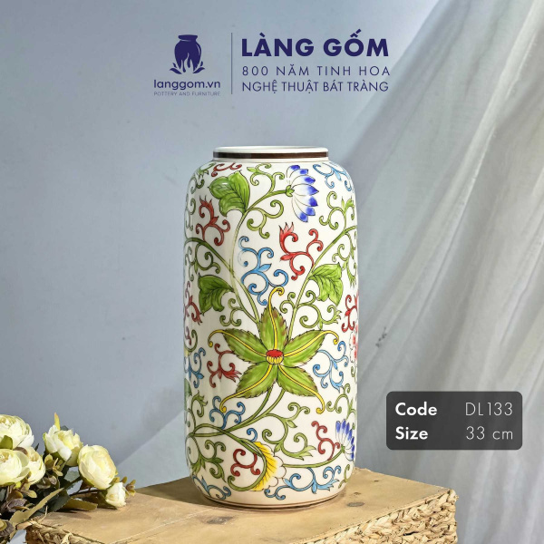 Lọ hoa vẽ tay men màu họa tiết dây leo