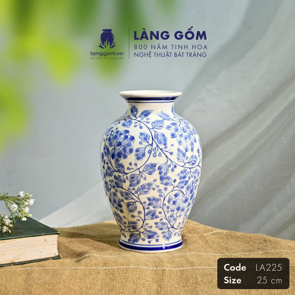 Lọ hoa vẽ tay men lam họa tiết hoa lá